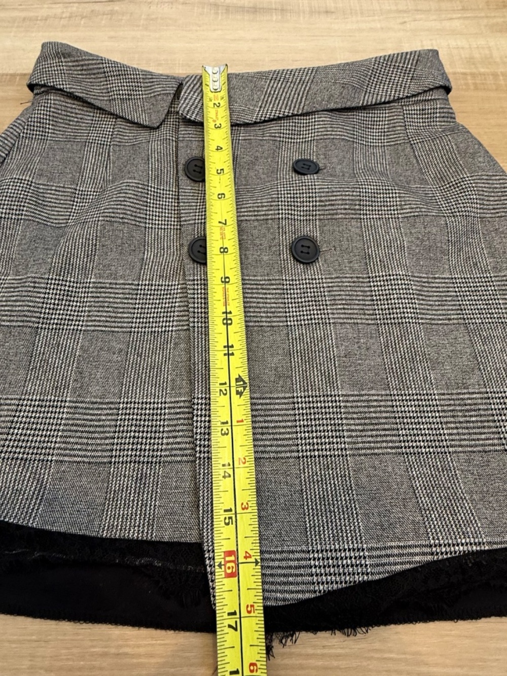 Zara Houndstooth Plaid Mini Skirt with Lace Trim Size Medium - Picture 3 of 6